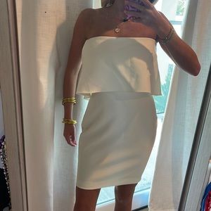 Strapless ruffle dress/likely/never worn